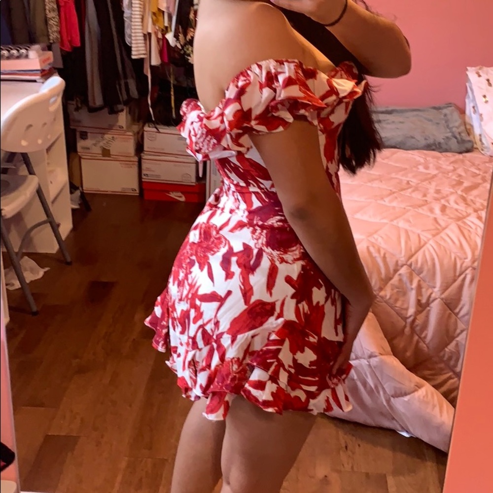 Off the shoulder mini dress 🌺 - Picture 4 of 9